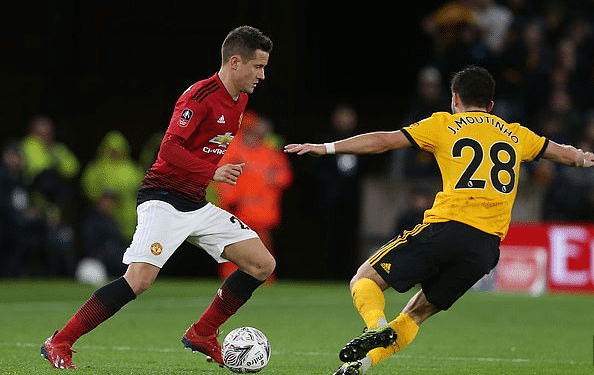 是游泳赛场 是游泳赛场